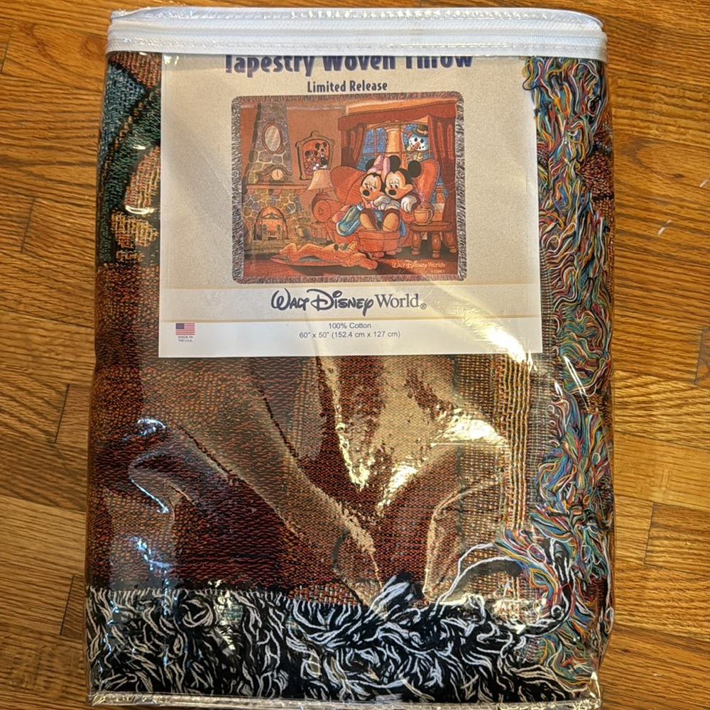 Disney Cozy Mickey Fireplace Tapestry Woven Throw, NWT